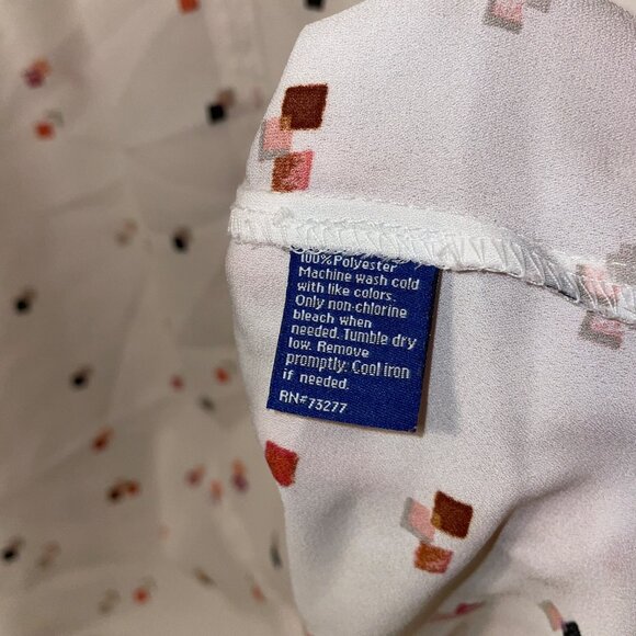 Apt. 9 Womens Medium White Blouse With Geometric Print - Picture 6 of 6